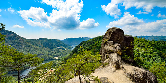 Mt. Shirataki-san
